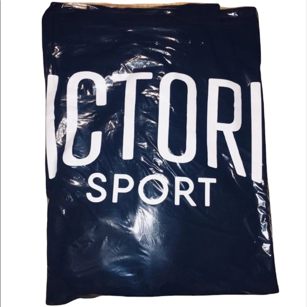 NWT Victoria's Secret Sport: Rare 🔥 Various Sized Black Logo Workout Hoodie - Picture 3 of 4